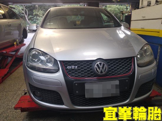 Volkswagen Golf GTI Goodyear ASYM-3 F1 Asymmetric-3 225/45/17 3D四輪定位