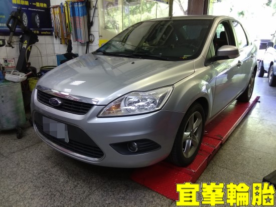 FORD FOCUS SELENIA 5W30 輪胎對調