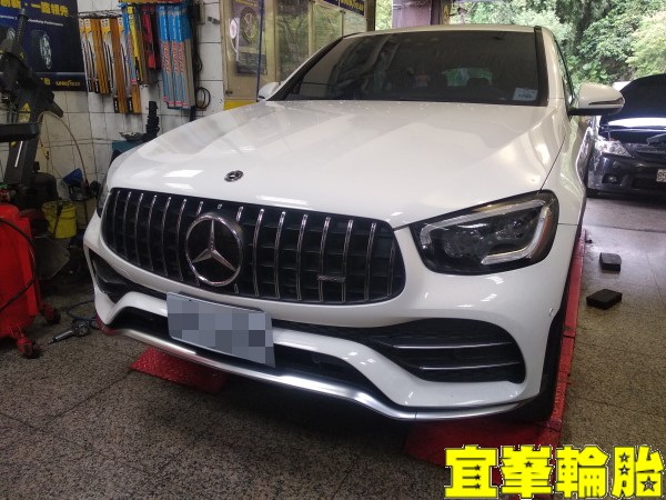 Mercedes-Benz AMG GLC43 4ATIC Continental ContiSportContact 5P CSC5P 255/40/21 285/35/21 3D四輪定位